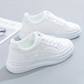 Zapatillas blancas chic de comodidad ligera